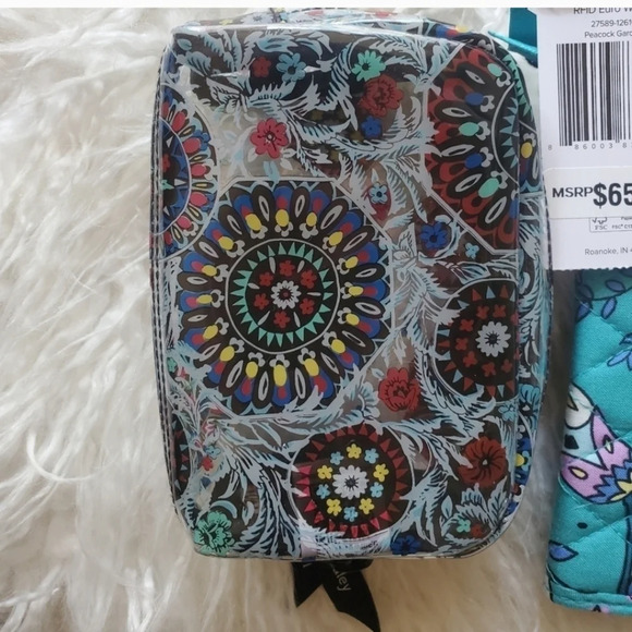 Vera Bradley RFID Blue Floral small billfold & Vera blad clear floral cosmetic - Picture 5 of 9